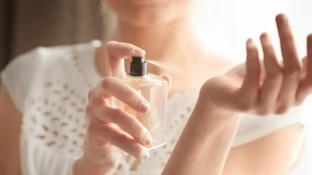 محبوب ترین عطر‌های زنانه 2025