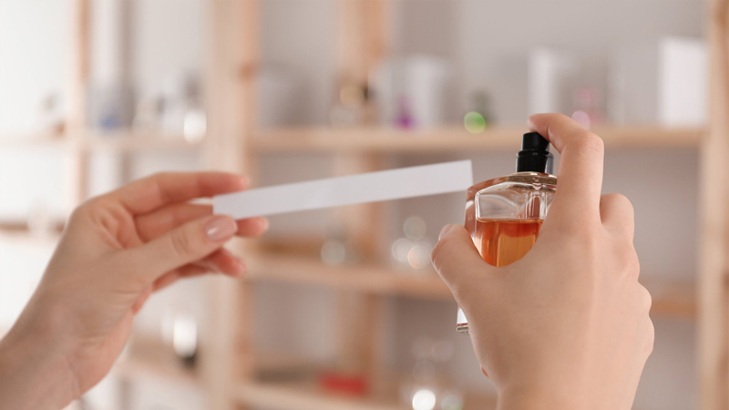 تستر عطر چیست؟ با عطر اصلی چه فرقی دارد؟